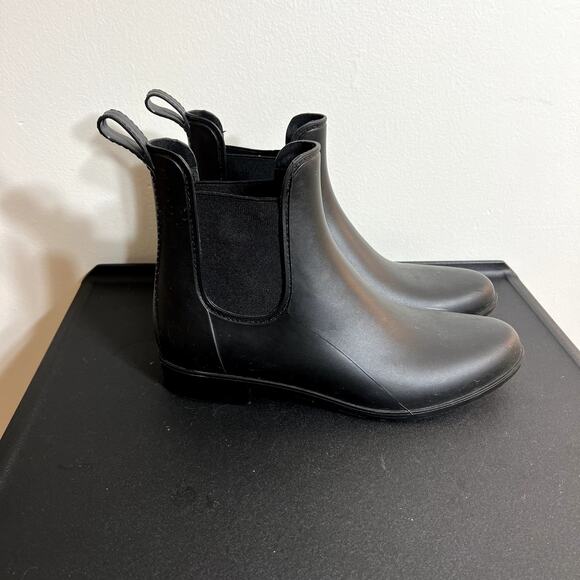 Merona Short Black Rain Boots - Picture 1 of 7